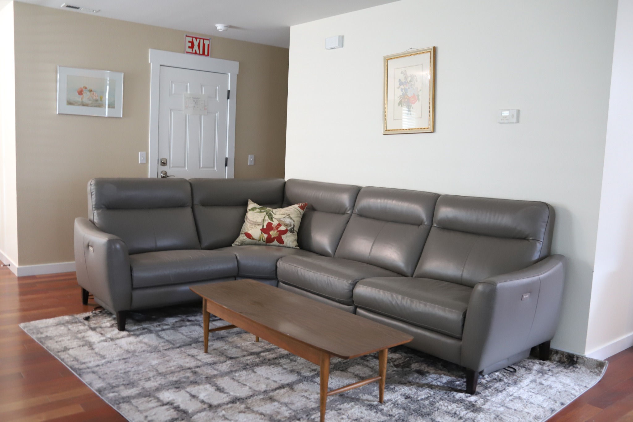 Dining room at Enat Care