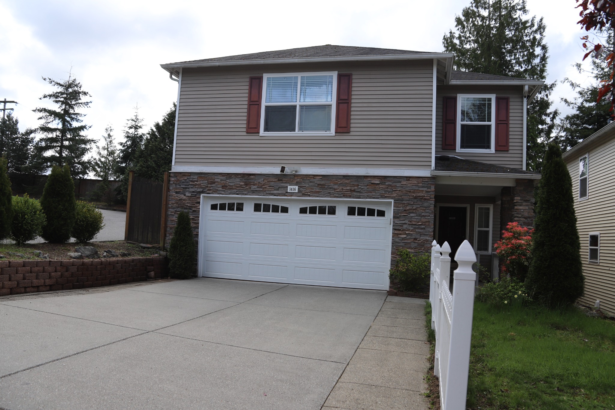 Front exterior of Enat Care